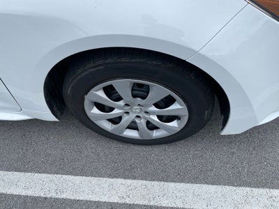 2022 Toyota Corolla LE - APPLE CARPLAY / PRE-COLLISION SYSTEM