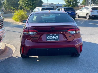 2024 Toyota Corolla SE - 40 MPG / BLACKOUT EMBLEMS