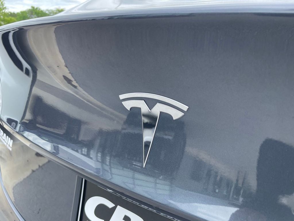 2018 Tesla Model 3 Long Range - NEW TIRES / PARKING ASSIST