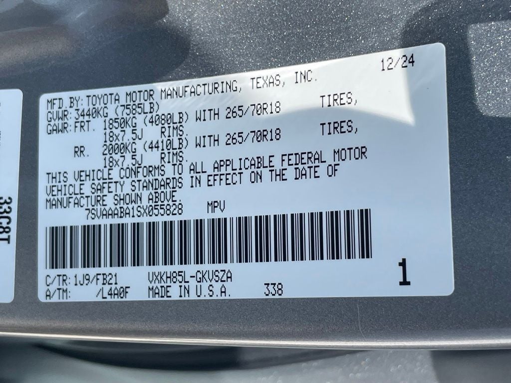 2025 Toyota Sequoia SR5 - POWER MOONROOF / VENTILATED SEATS