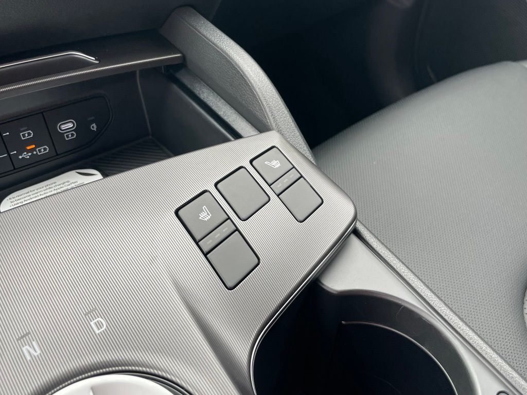 2027 Kia Sportage EX