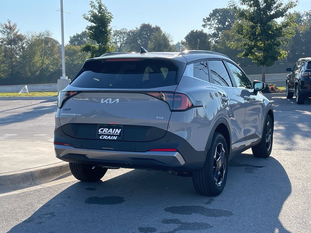 2027 Kia Sportage Hybrid EX