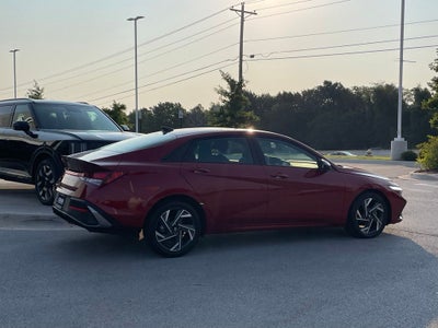 2025 Hyundai Elantra SEL Sport - 39 MPG / APPLE CARPLAY