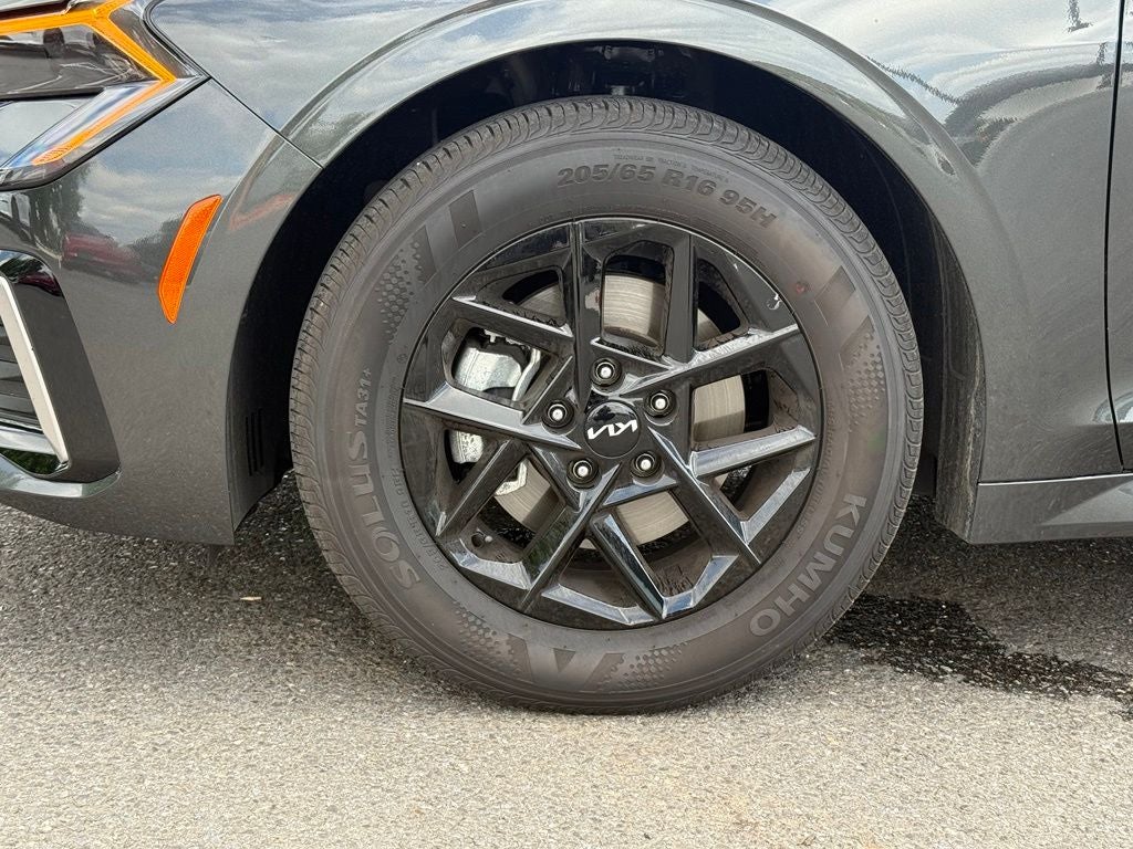 2026 Kia K5 LXS