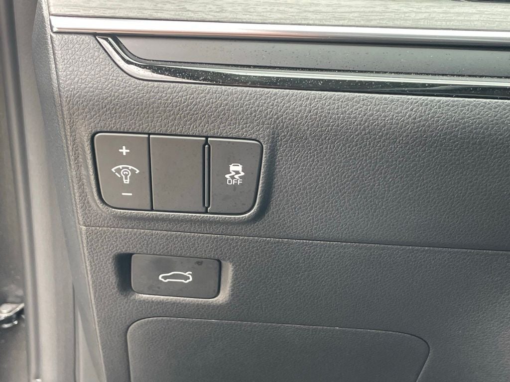 2025 Kia K5 EX