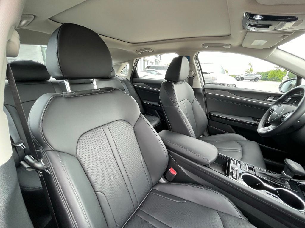 2026 Kia K5 EX