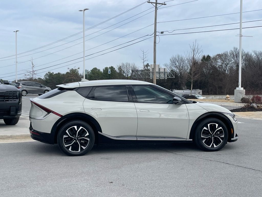 2023 Kia EV6 Wind
