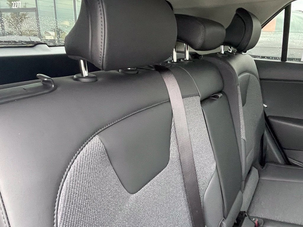 2027 Kia Niro LX