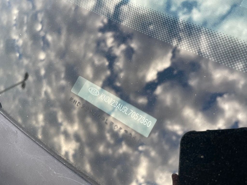 2020 Kia Soul LX - 35 MPG / APPLE CARPLAY