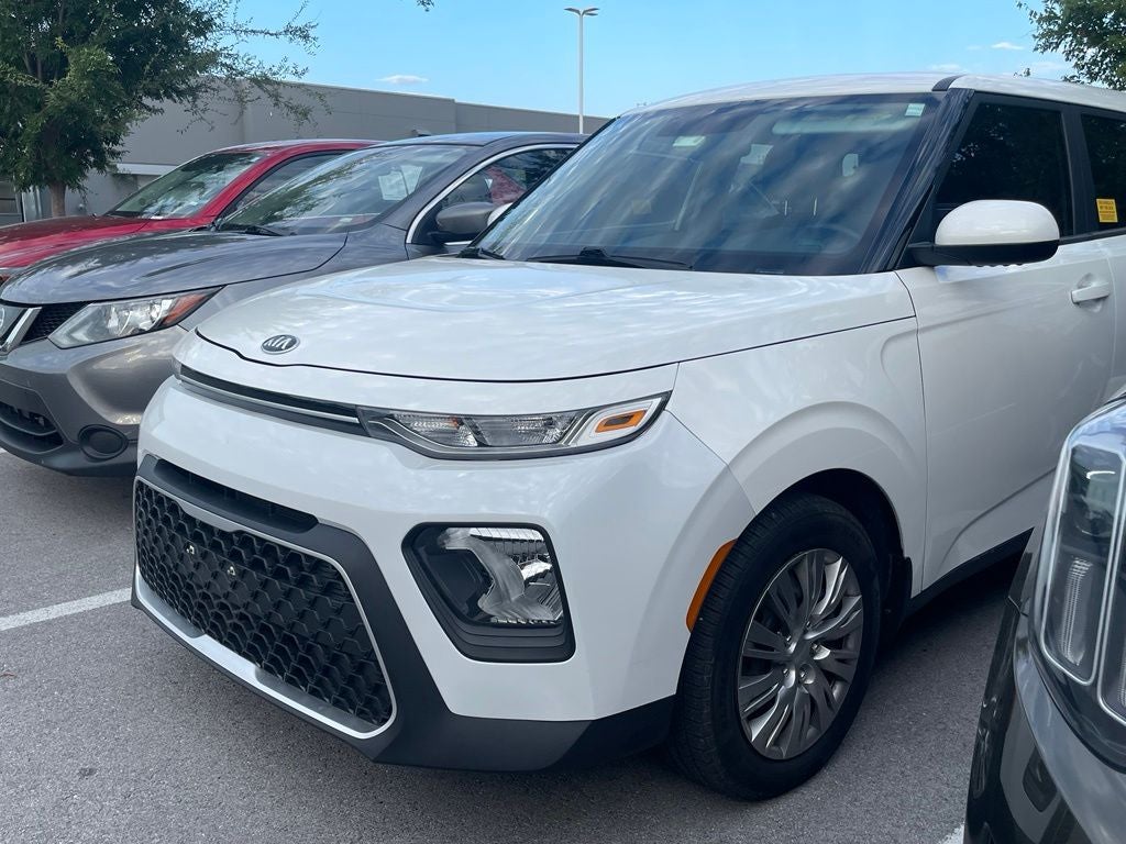 2020 Kia Soul LX - 35 MPG / APPLE CARPLAY