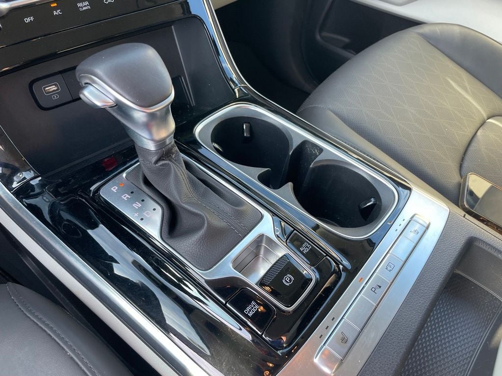 2024 Kia Carnival EX