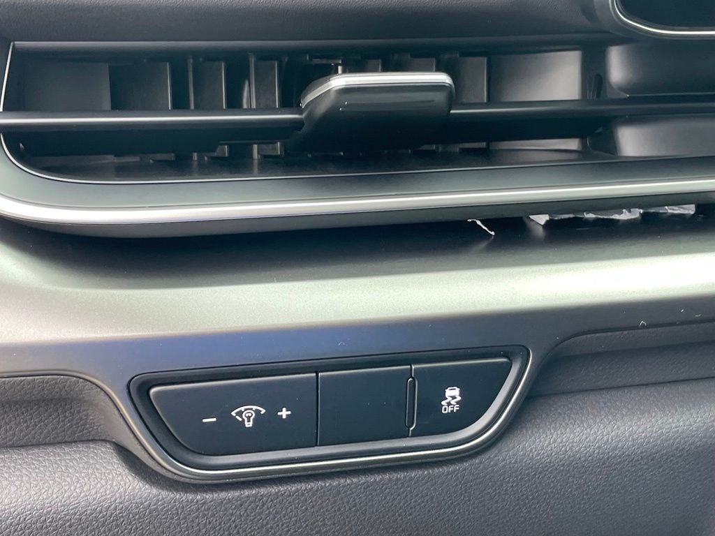 2027 Kia Carnival EX