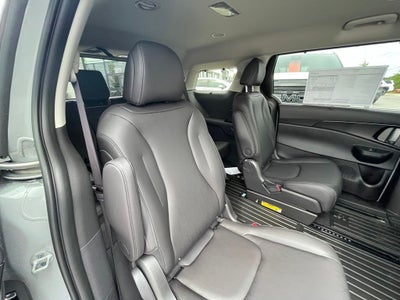 2027 Kia Carnival EX