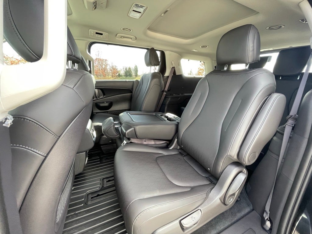 2026 Kia Carnival Hybrid SX