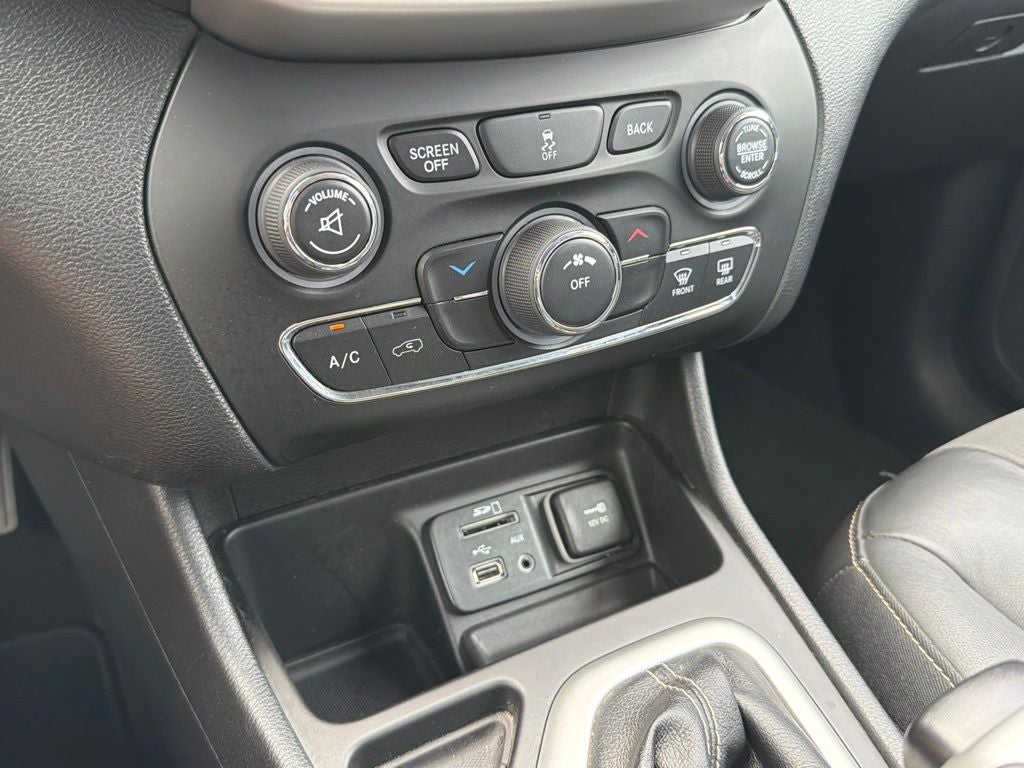 2018 Jeep Cherokee Latitude Plus CLEAN CARFAX