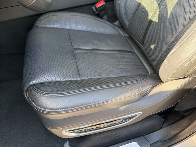 2023 Jeep Grand Wagoneer Base