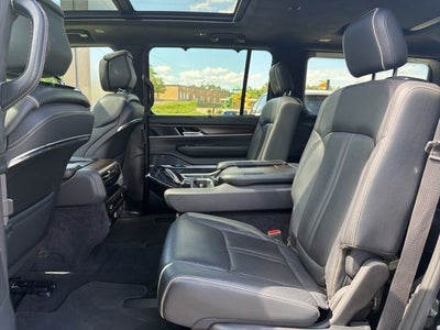 2023 Jeep Grand Wagoneer Series II