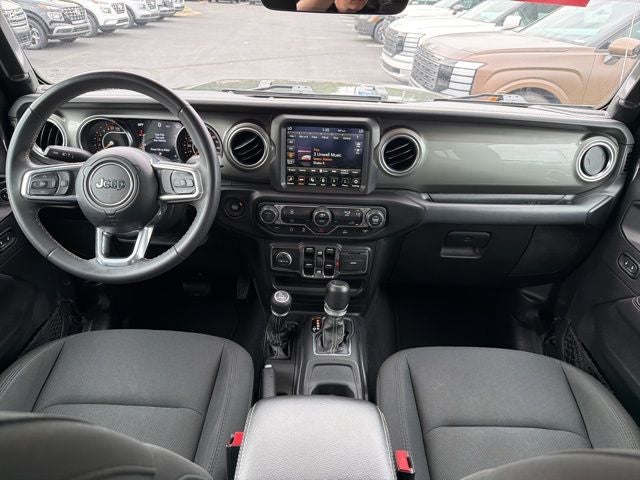 2023 Jeep Gladiator Overland