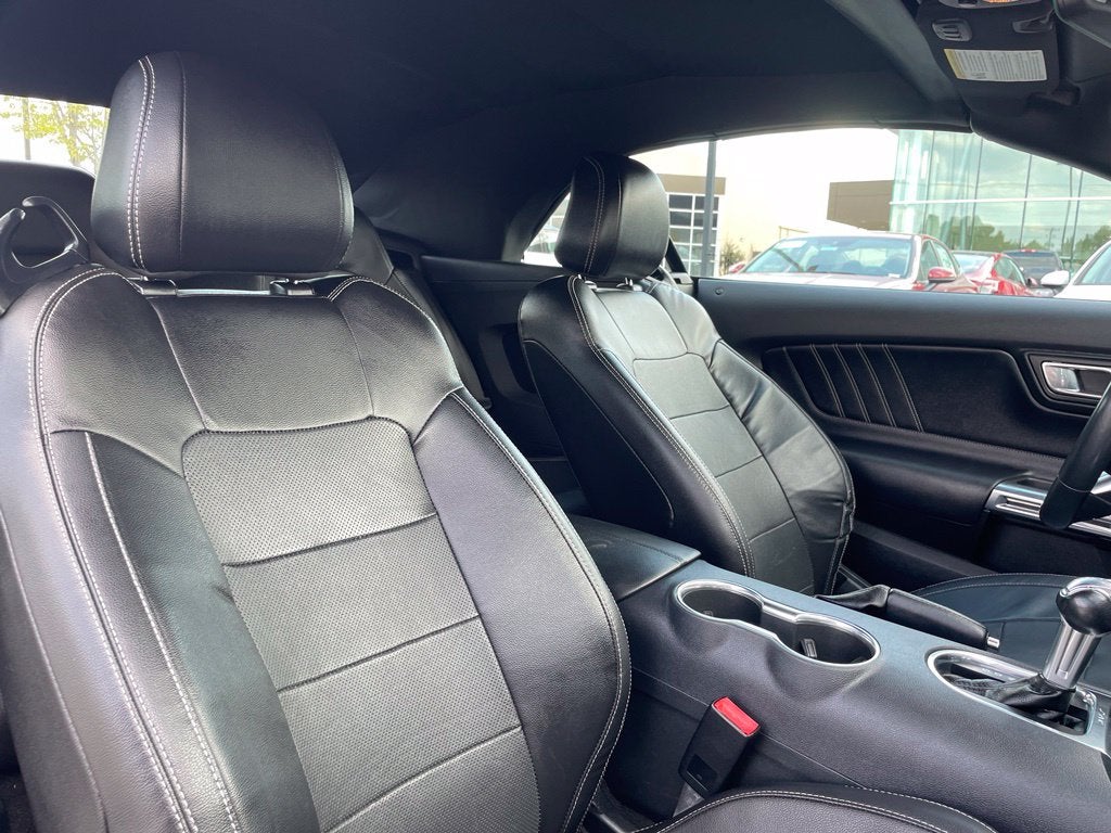 2021 Ford Mustang GT Premium Clean CarFax, Leather