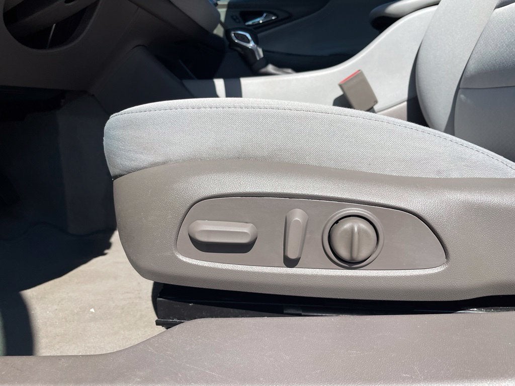 2023 Chevrolet Malibu LS One Owner