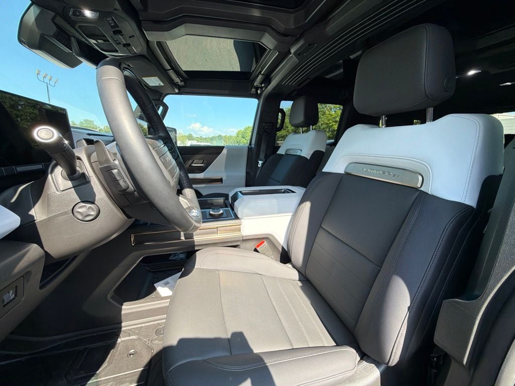 2025 GMC Hummer EV SUV 3X Low Miles, Clean CarFax