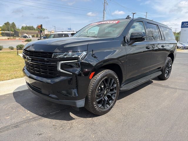 2023 Chevrolet Suburban RST