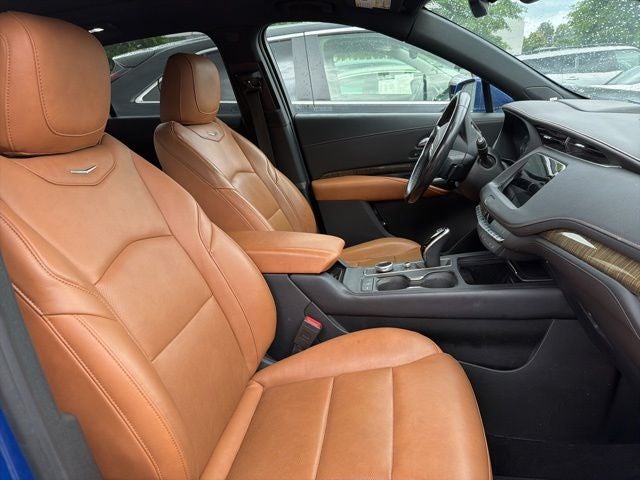 2021 Cadillac XT4 Premium Luxury