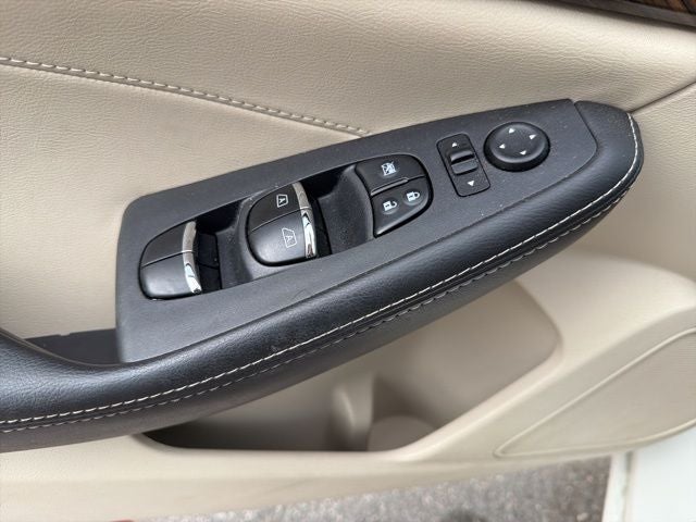 2017 Nissan Maxima Platinum