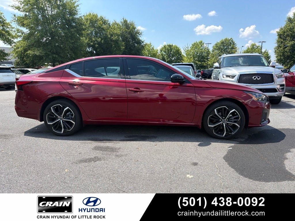 2025 Nissan Altima 2.5 SR CLEAN CARFAX 1-OWNER