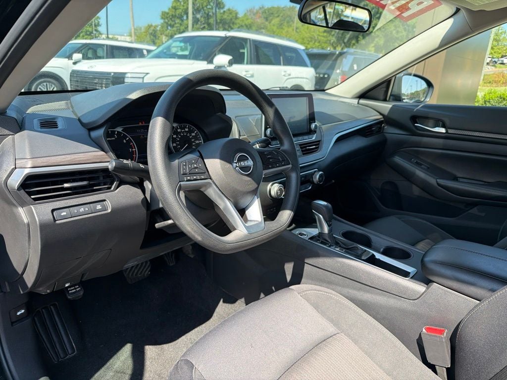 2025 Nissan Altima 2.5 SV CARFAX 1-Owner