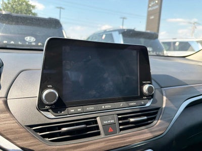 2025 Nissan Altima 2.5 SV CARFAX 1-Owner
