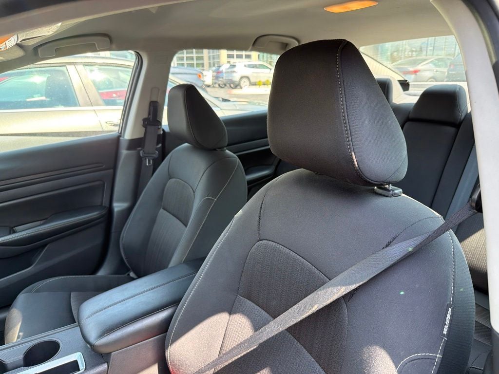 2025 Nissan Altima 2.5 SV CARFAX 1-Owner