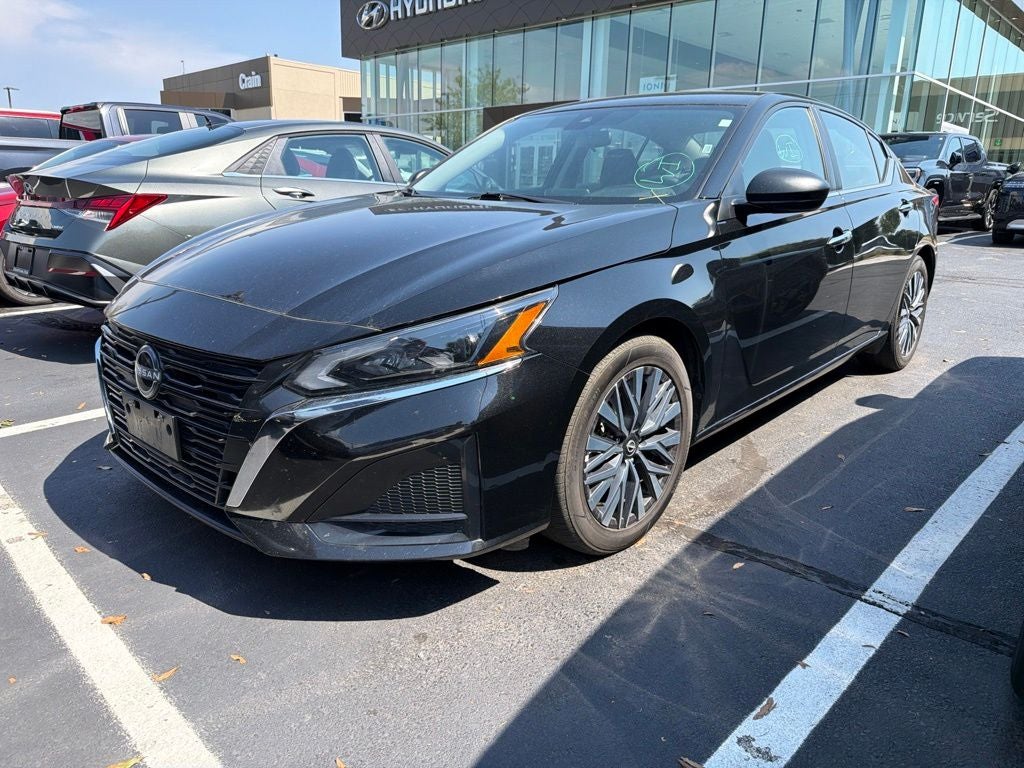 2025 Nissan Altima 2.5 SV CARFAX 1-Owner