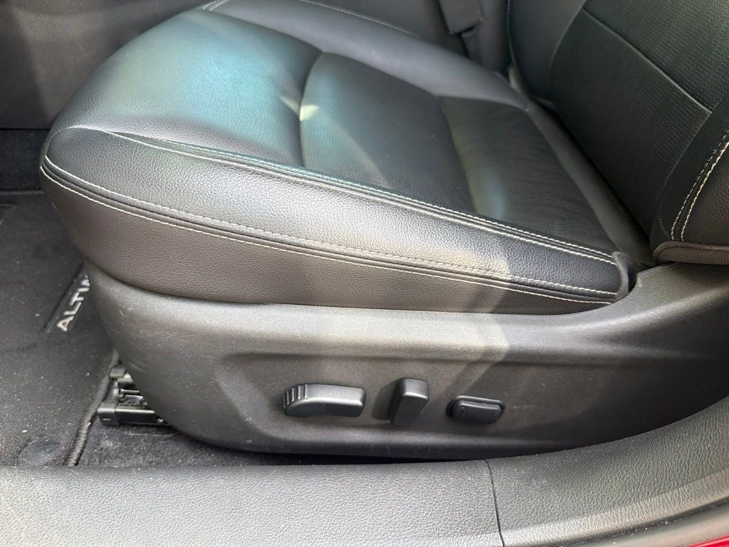 2019 Nissan Altima 2.5 Platinum CLEAN CARFAX