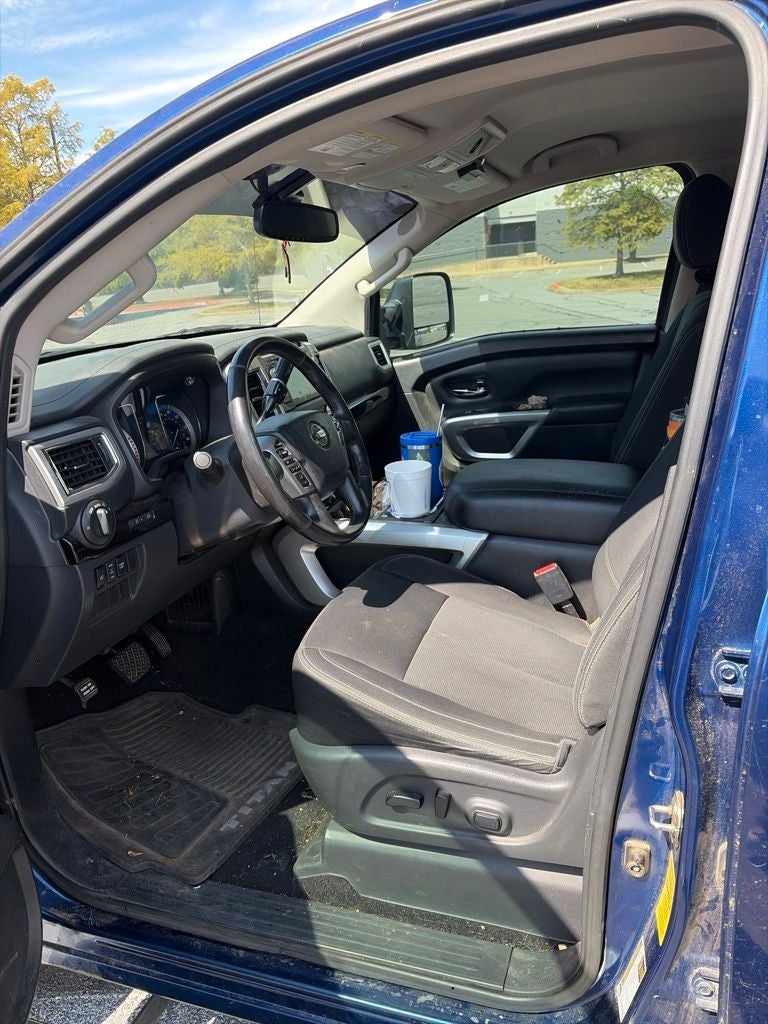 2019 Nissan Titan SV Clean CarFax, Navi, Blind Spot, CarPlay