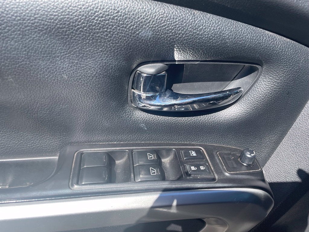 2019 Nissan Titan SV Clean CarFax, Navi, Blind Spot, CarPlay