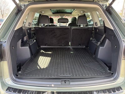 2025 Volkswagen Atlas 2.0T SEL Premium R-Line