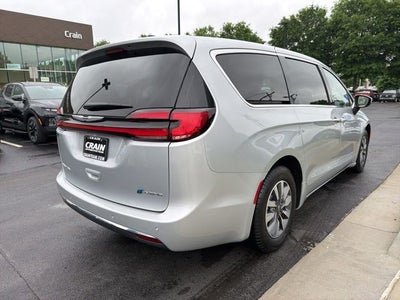 2023 Chrysler Pacifica Hybrid Touring L
