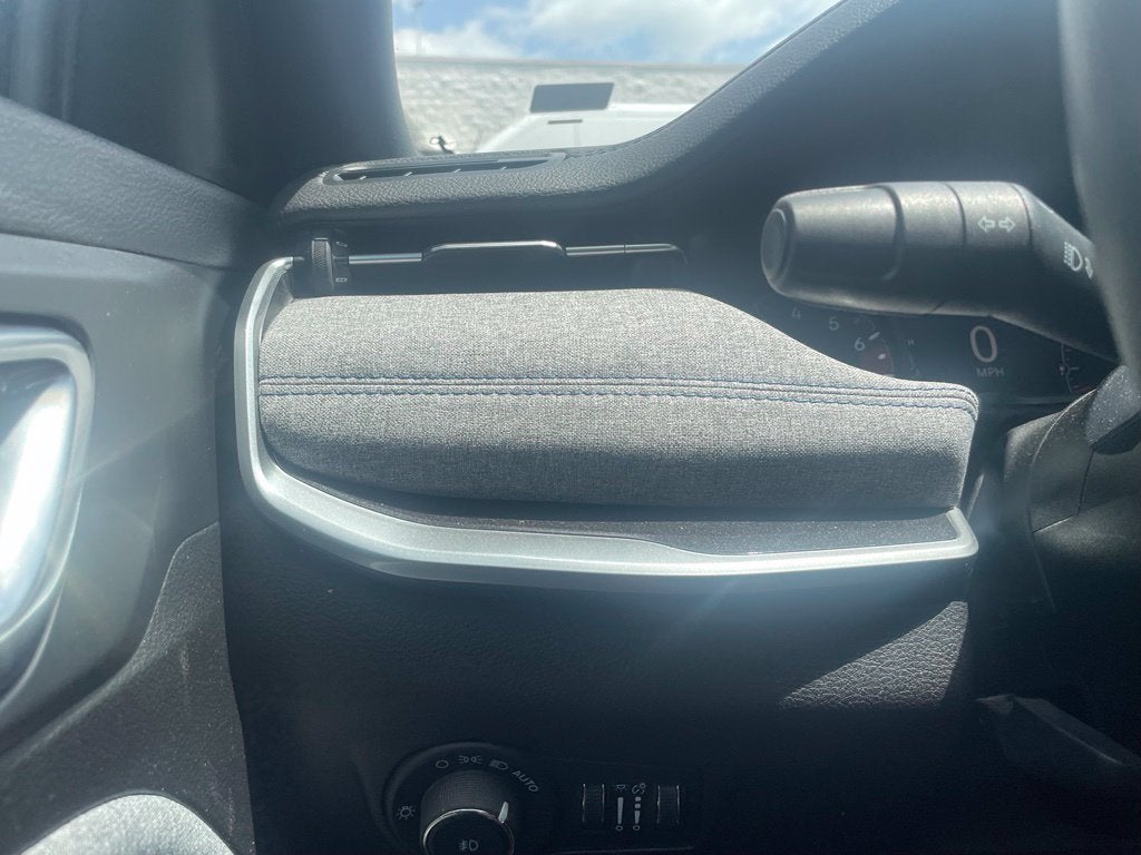 2024 Jeep Compass Latitude Clean CarFax, One Owner