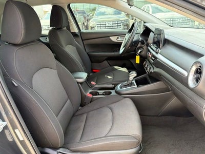 2023 Kia Forte LX