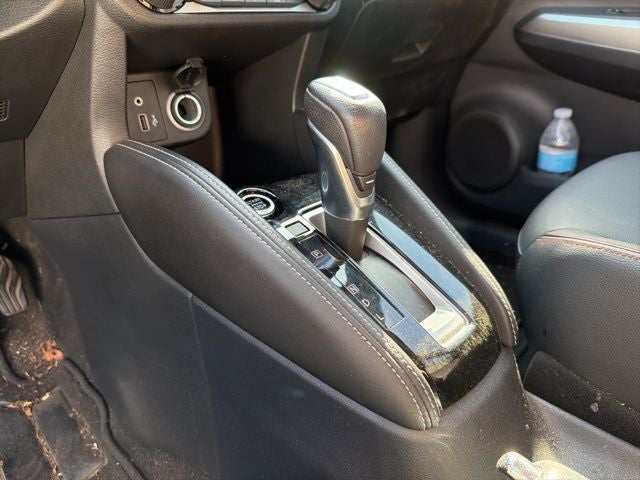 2019 Nissan Kicks SR