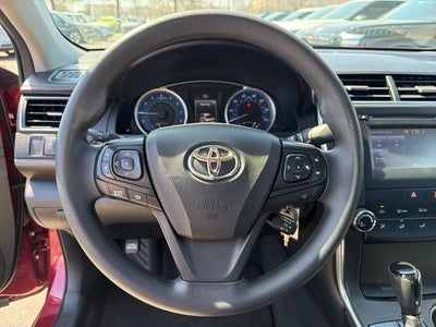 2017 Toyota Camry LE