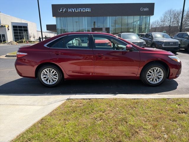 2017 Toyota Camry LE