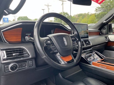 2019 Lincoln Navigator Reserve Clean CarFax, Revel Audio, Leather, Third Row