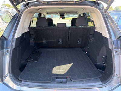 2025 Nissan Rogue SV Clean CarFax, One Owner