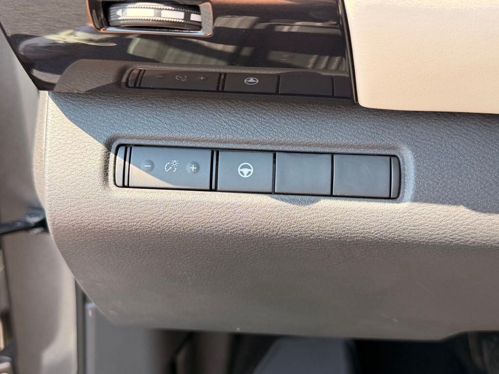 2022 Nissan Pathfinder SV 4WD, Clean CarFax, CarFax One Owner