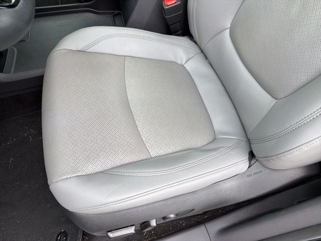 2023 Toyota Sienna Limited 7 Passenger