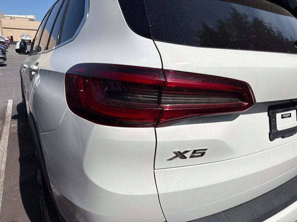 2020 BMW X5 sDrive40i Pano Roof, Leather
