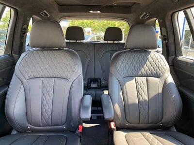 2020 BMW X7 M50i