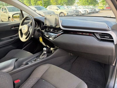 2020 Toyota C-HR LE